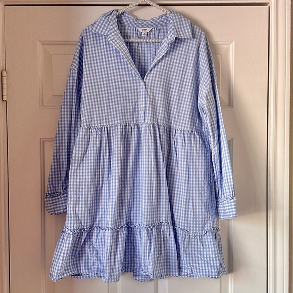 crown & ivy Dresses & Skirts - Crown & Ivy Gingham Blue & White Ruffle Dress